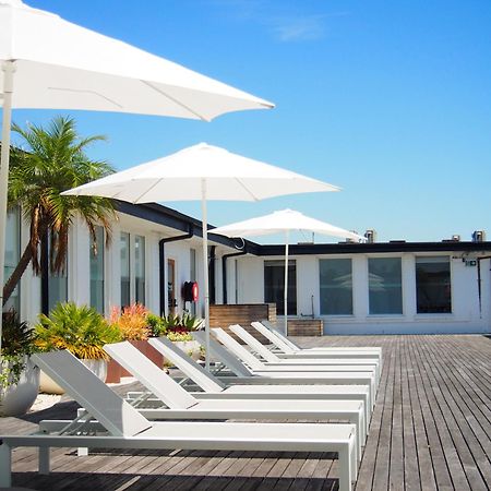 Barrys Beach Road Hotel Сидни Екстериор снимка